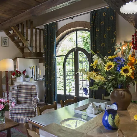 Il Trebbio Apartment *
